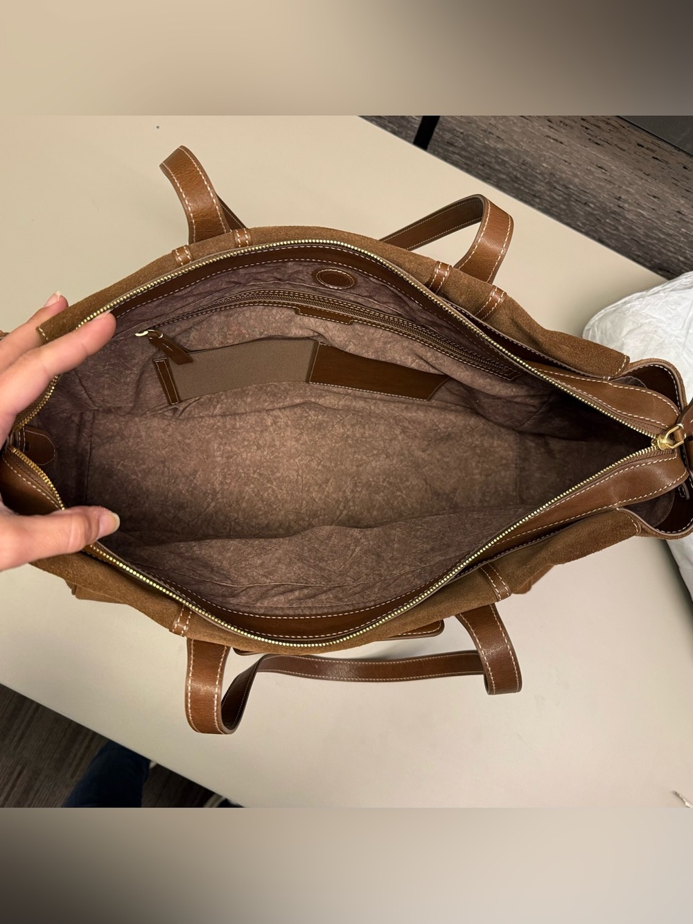 Songmont Medium Yore Duffle Bag - Sandal Suede 🧸♥️ - Picture 11 of 13